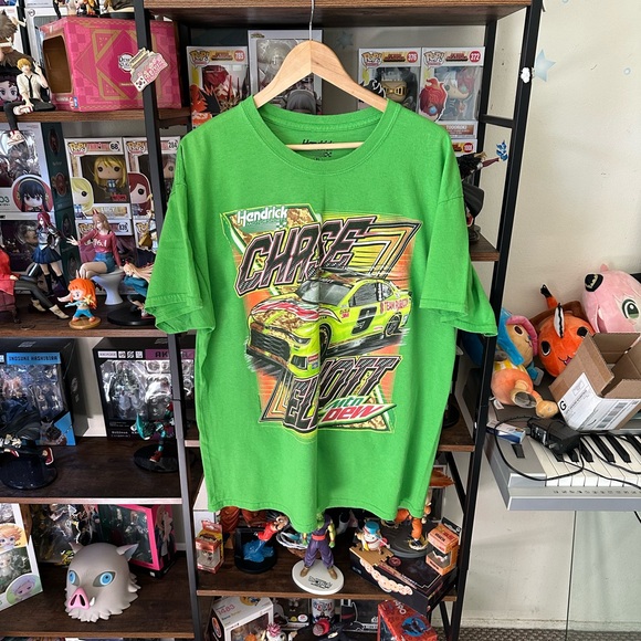 Chase Elliott Hendrick Motorsports Team Collection Mountain T-Shirt Men’s XL - Picture 1 of 6